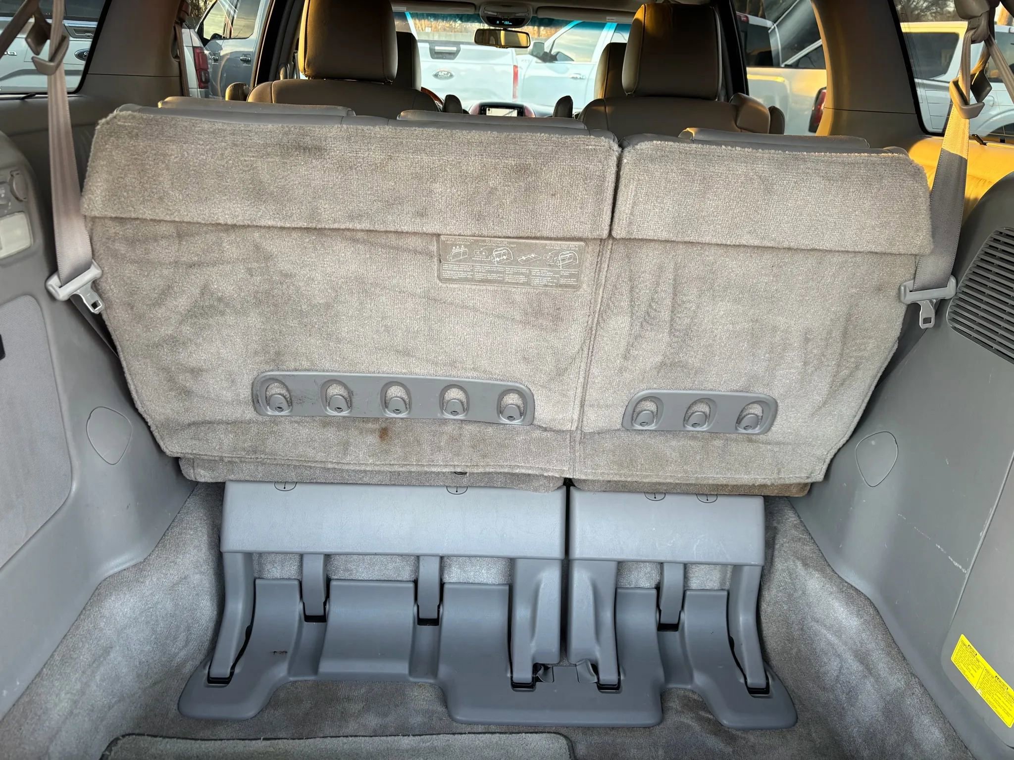 Used 2009 Toyota Sienna XLE image 12