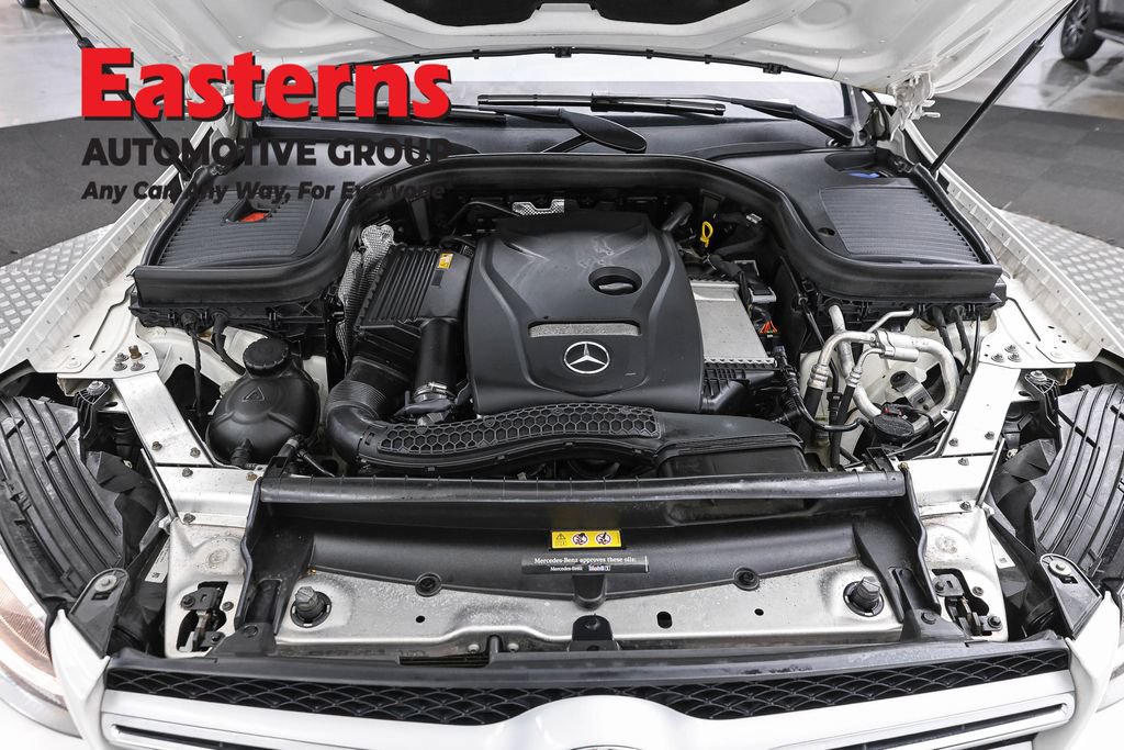 Used 2019 Mercedes-Benz GLC 300 4MATIC image 7