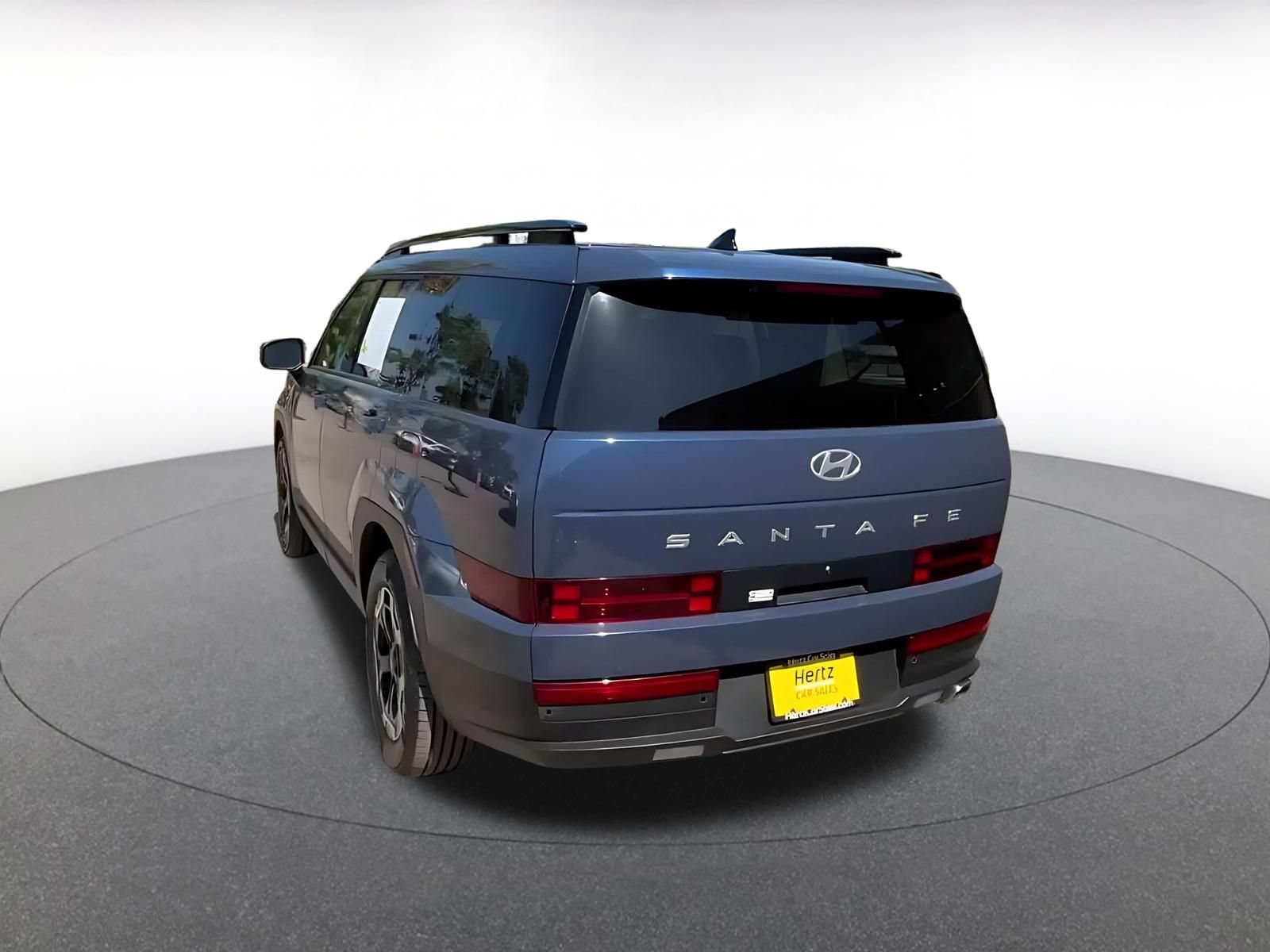 Used 2025 Hyundai Santa Fe SEL FWD image 10