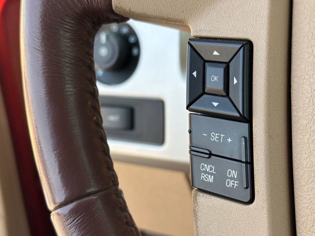 Used 2014 Ford F150 King Ranch w/ King Ranch Luxury Package AWD/4WD image 19