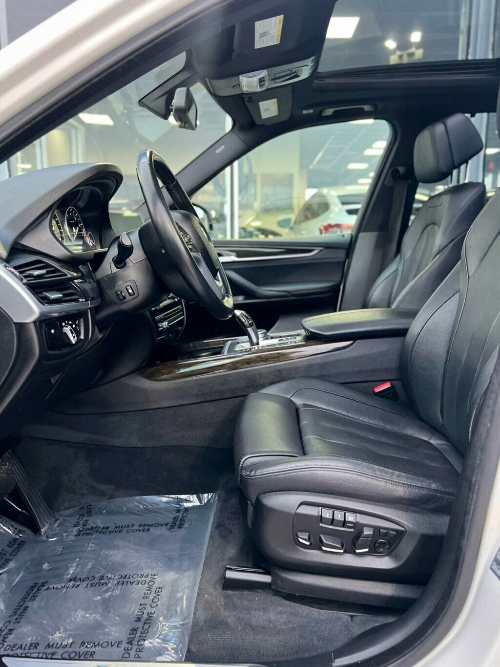 Used 2017 BMW X5 xDrive40e w/ Luxury Seating Package AWD/4WD image 15