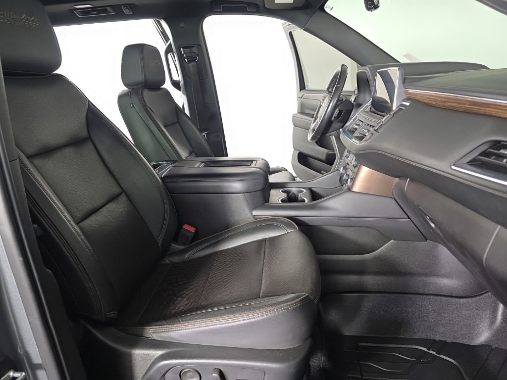 Used 2021 Chevrolet Tahoe High Country w/ Premium Package image 42