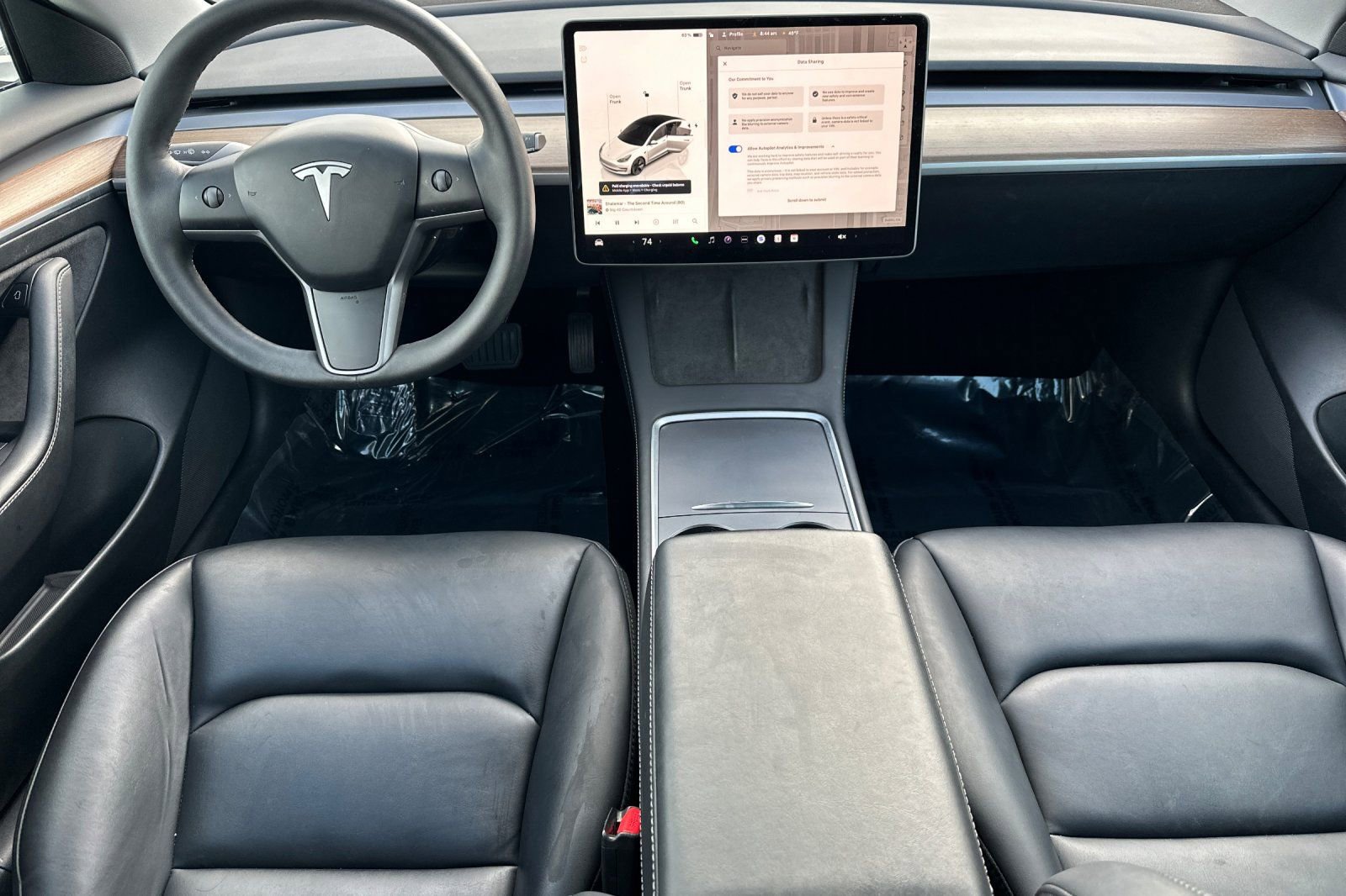 Used 2023 Tesla Model 3 Standard Range image 16