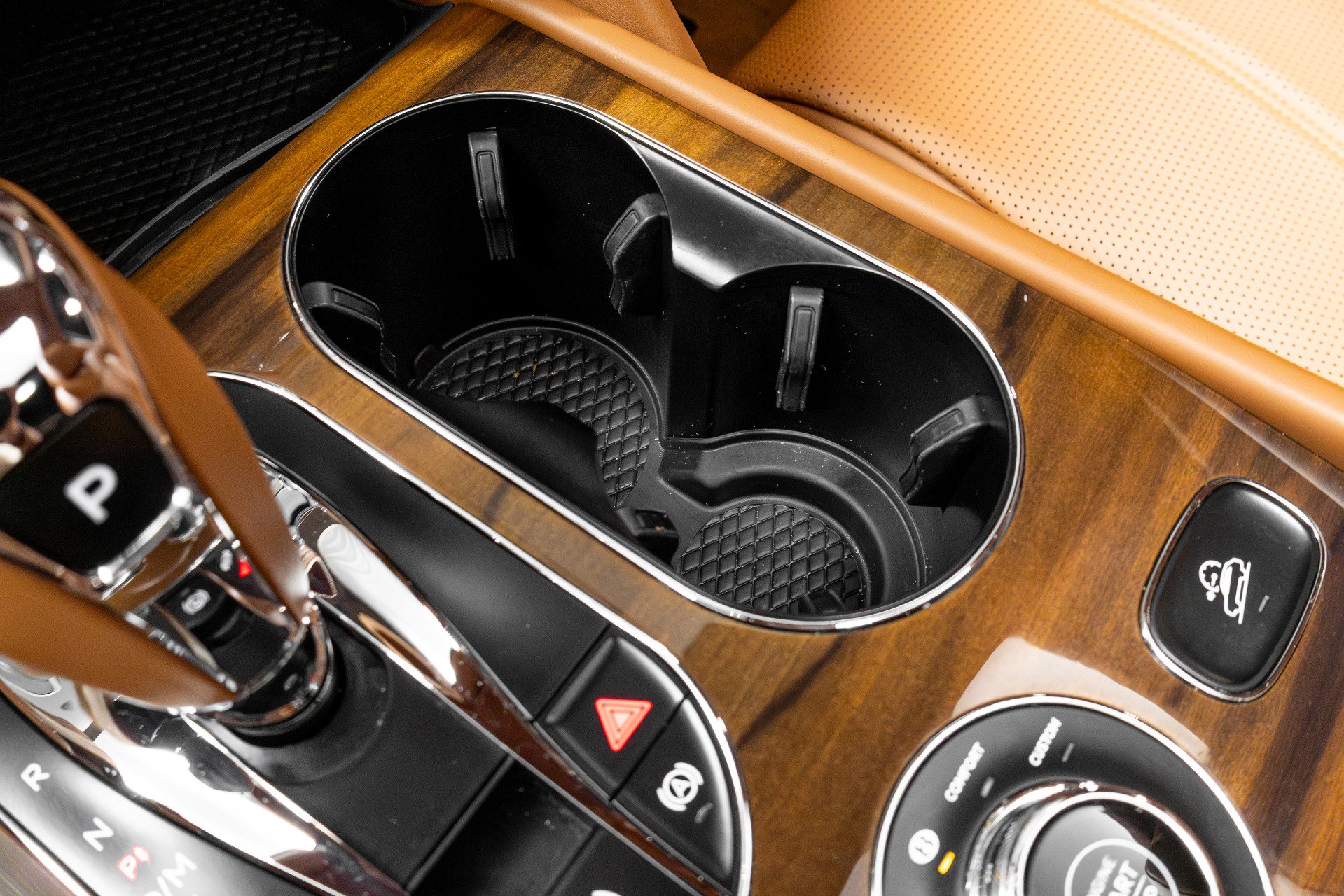 Used 2019 Bentley Bentayga image 61