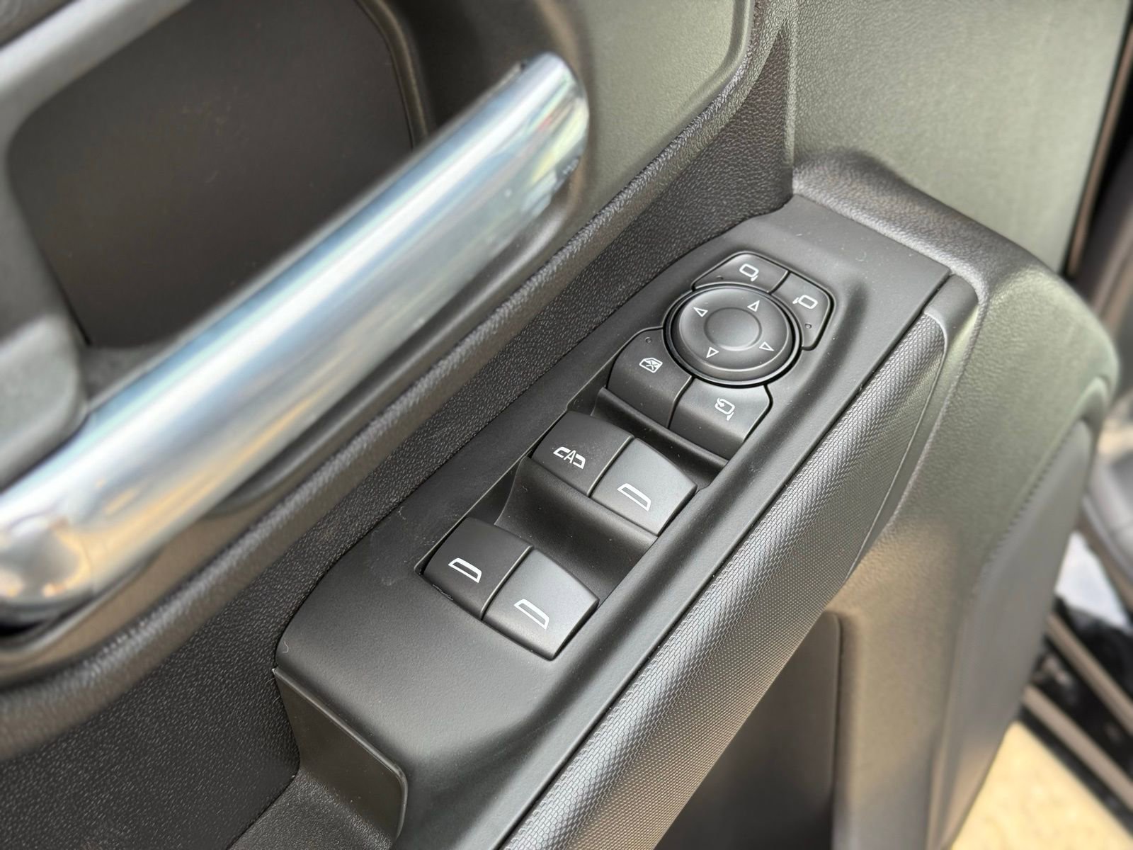 New 2026 Chevrolet Silverado 2500 Custom w/ Custom Value Package image 17