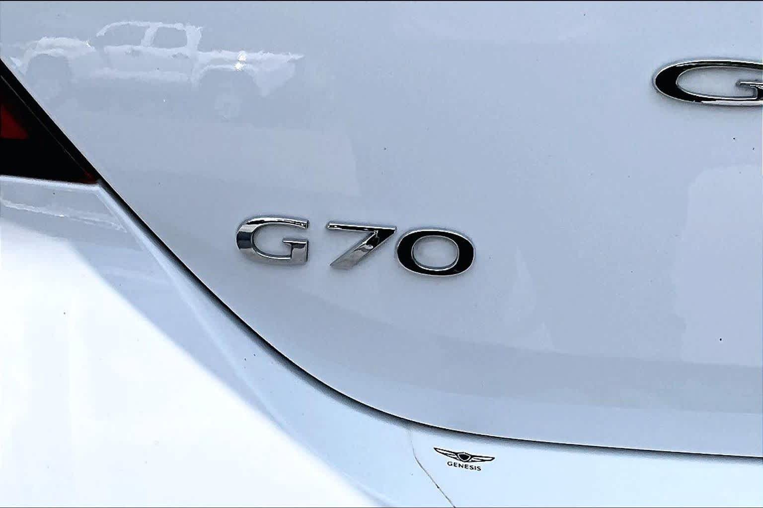 Used 2023 Genesis G70 2.0T RWD image 10