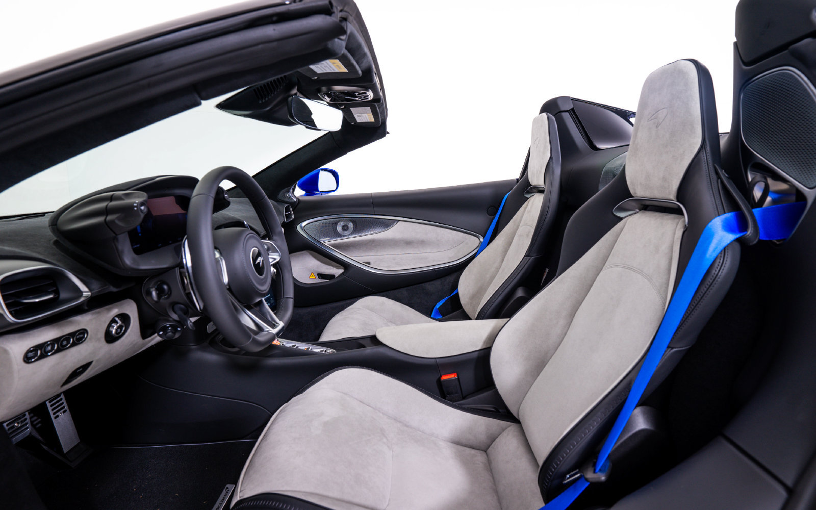 New 2027 McLaren Artura Spider RWD image 22