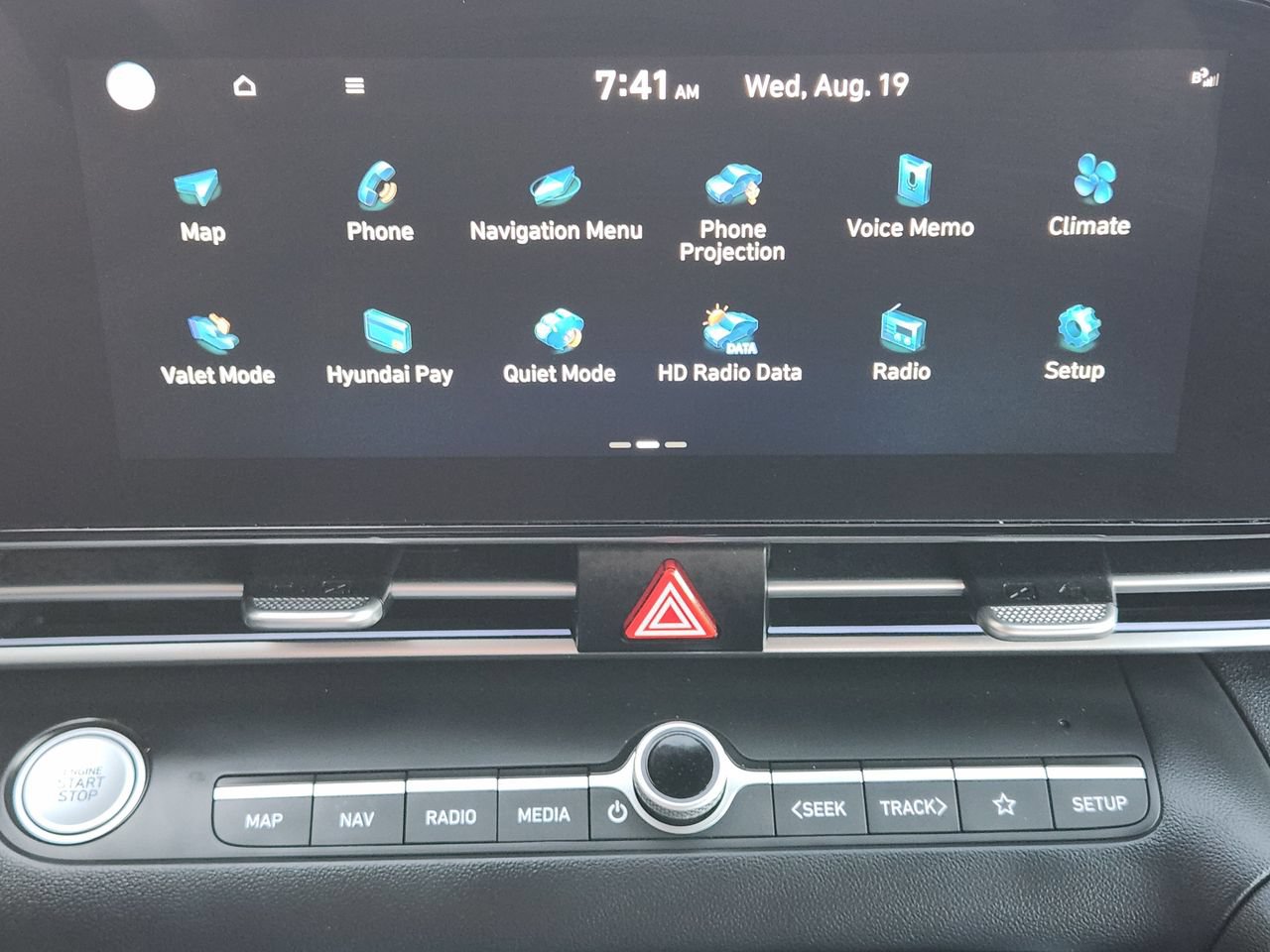 Used 2025 Hyundai Elantra SEL FWD image 16