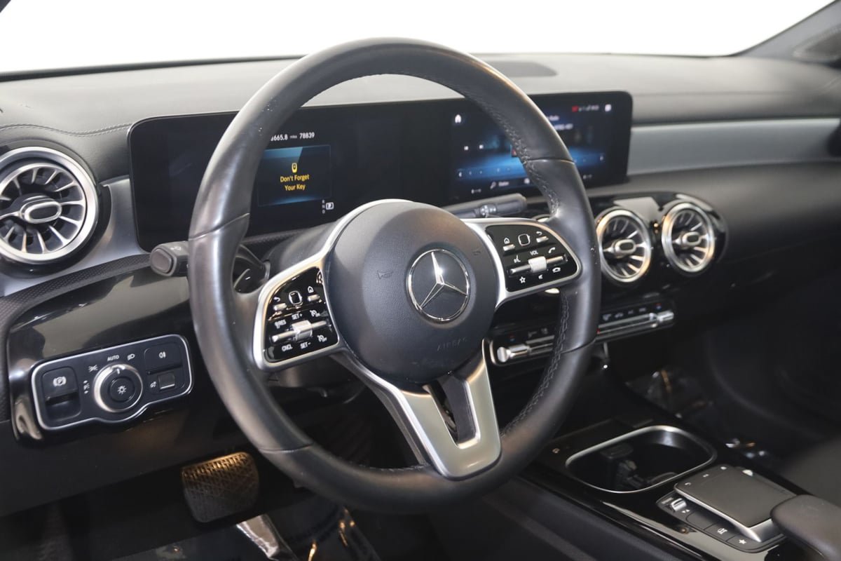 Used 2021 Mercedes-Benz CLA 250 4MATIC w/ Premium Package image 6