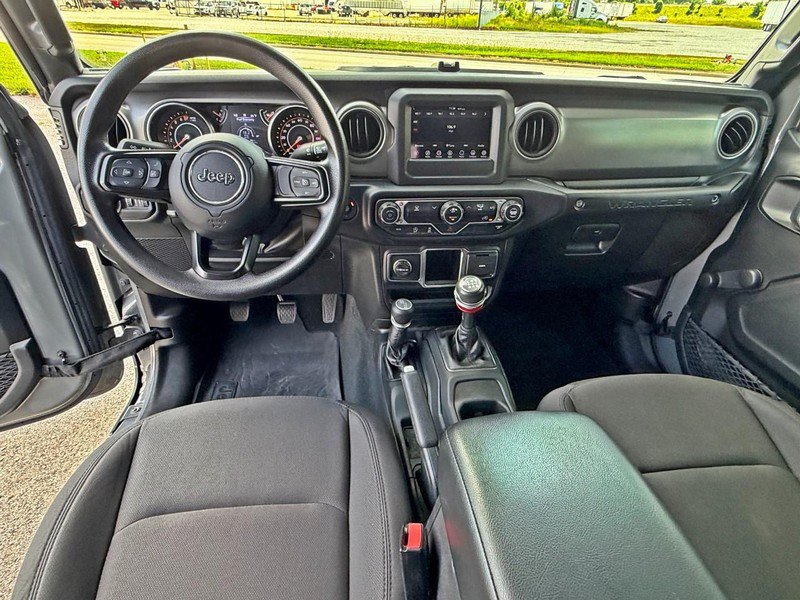 Used 2022 Jeep Wrangler Unlimited Sport AWD/4WD image 25
