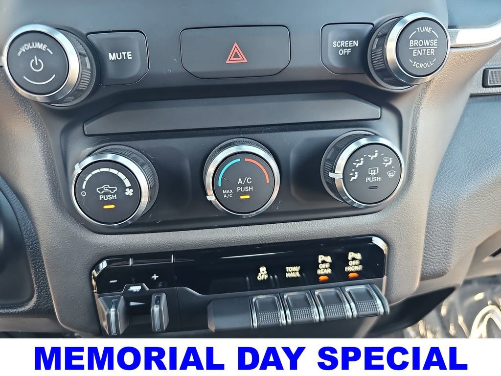 Used 2019 RAM 2500 Big Horn RWD image 20