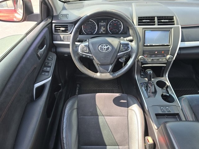 Used 2017 Toyota Camry XSE image 15