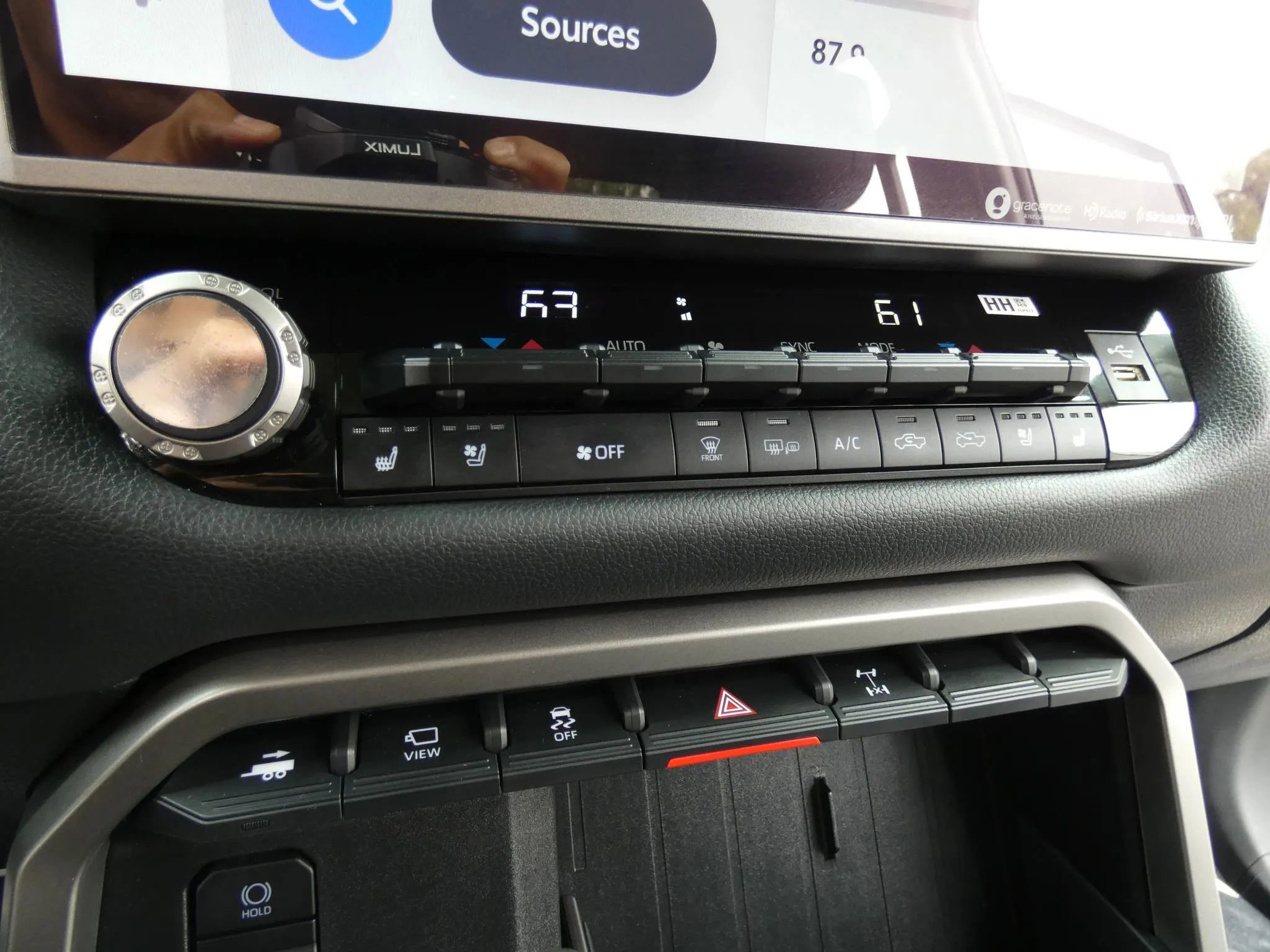 Used 2024 Toyota Tundra Limited w/ TRD Off-Road Package image 40