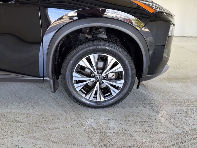 Used 2022 Nissan Rogue SV w/ SV Premium Package image 14