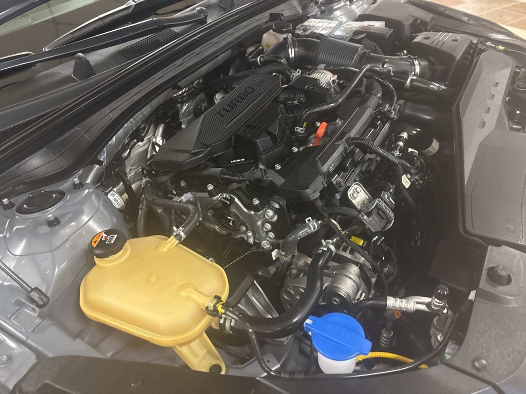 Used 2023 Kia K5 LXS image 28