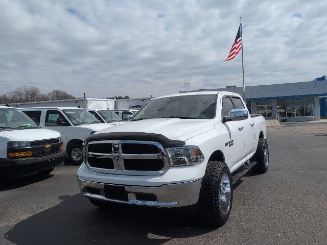Used 2018 RAM 1500 Classic SLT AWD/4WD image 1