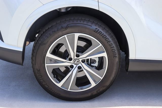 Used 2025 Lexus RX 350h w/ Convenience Package AWD/4WD image 9