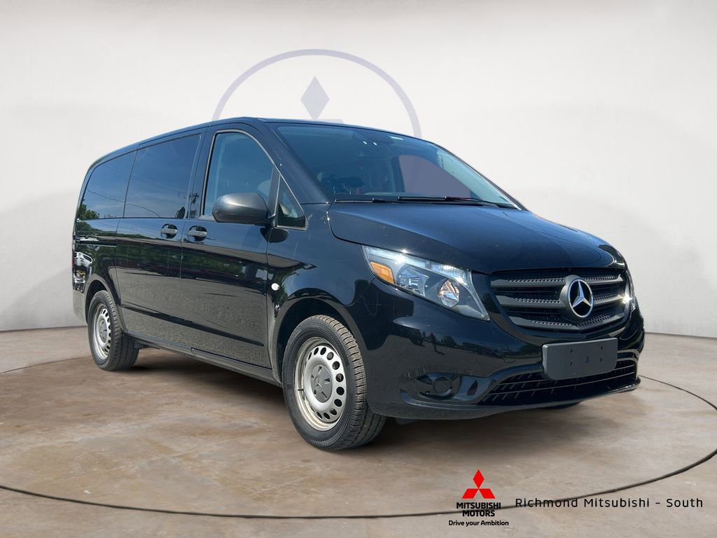 Used 2019 Mercedes-Benz Metris Passenger image 1