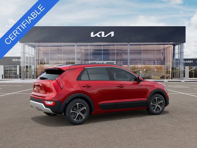Certified 2025 Kia Niro LX image 6