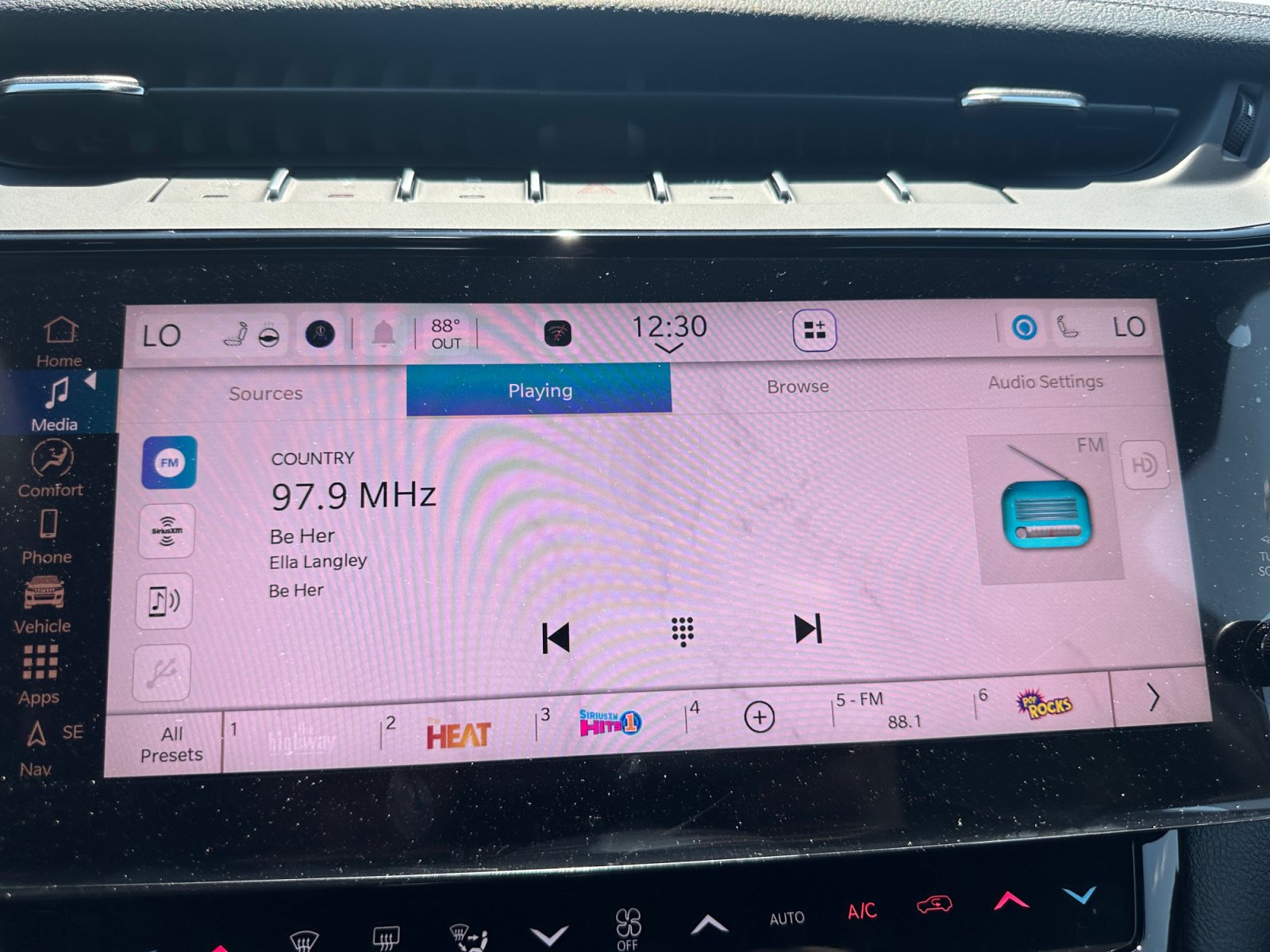 New 2026 Jeep Grand Cherokee Limited AWD/4WD image 22