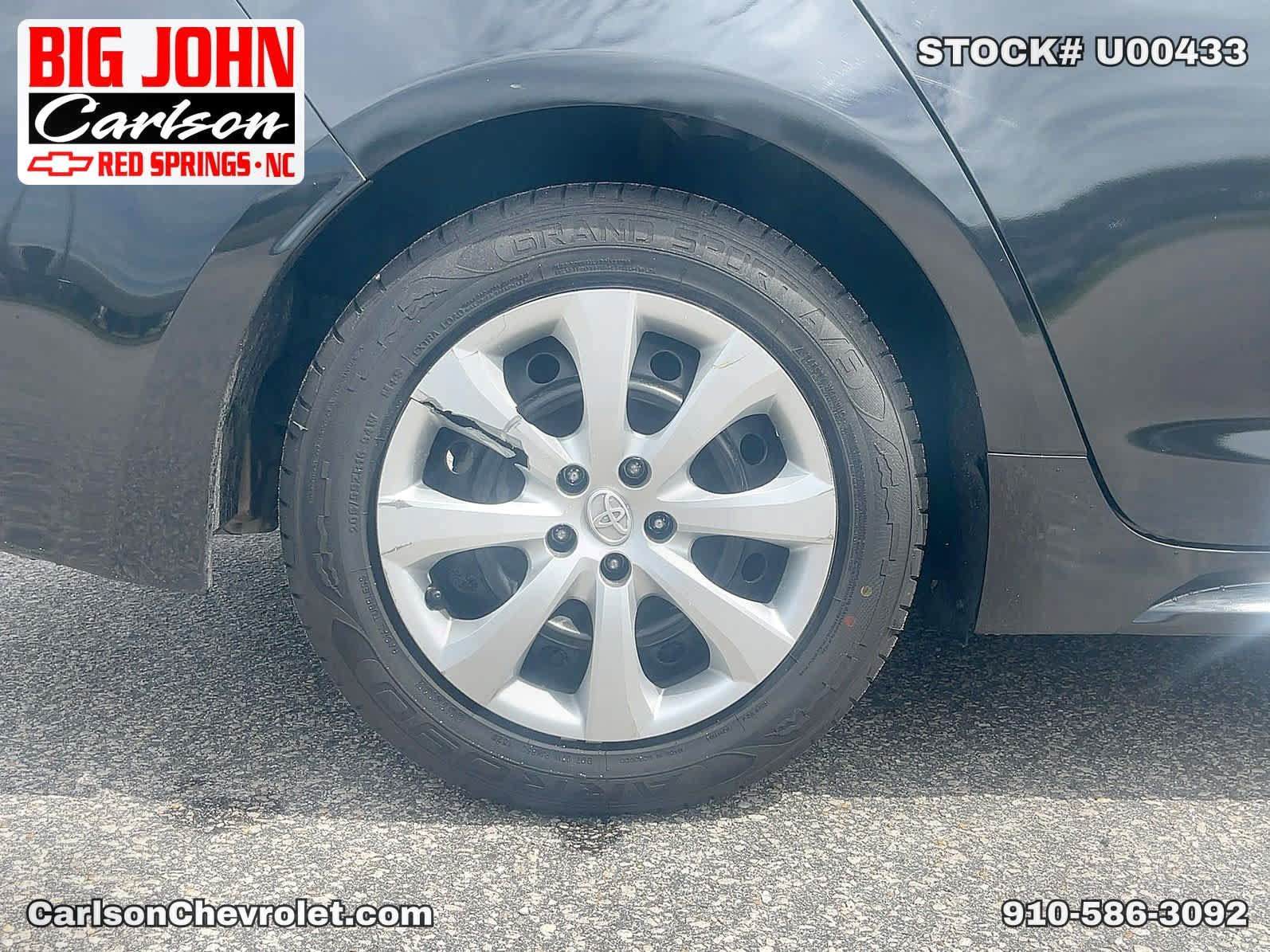 Used 2020 Toyota Corolla LE FWD image 39