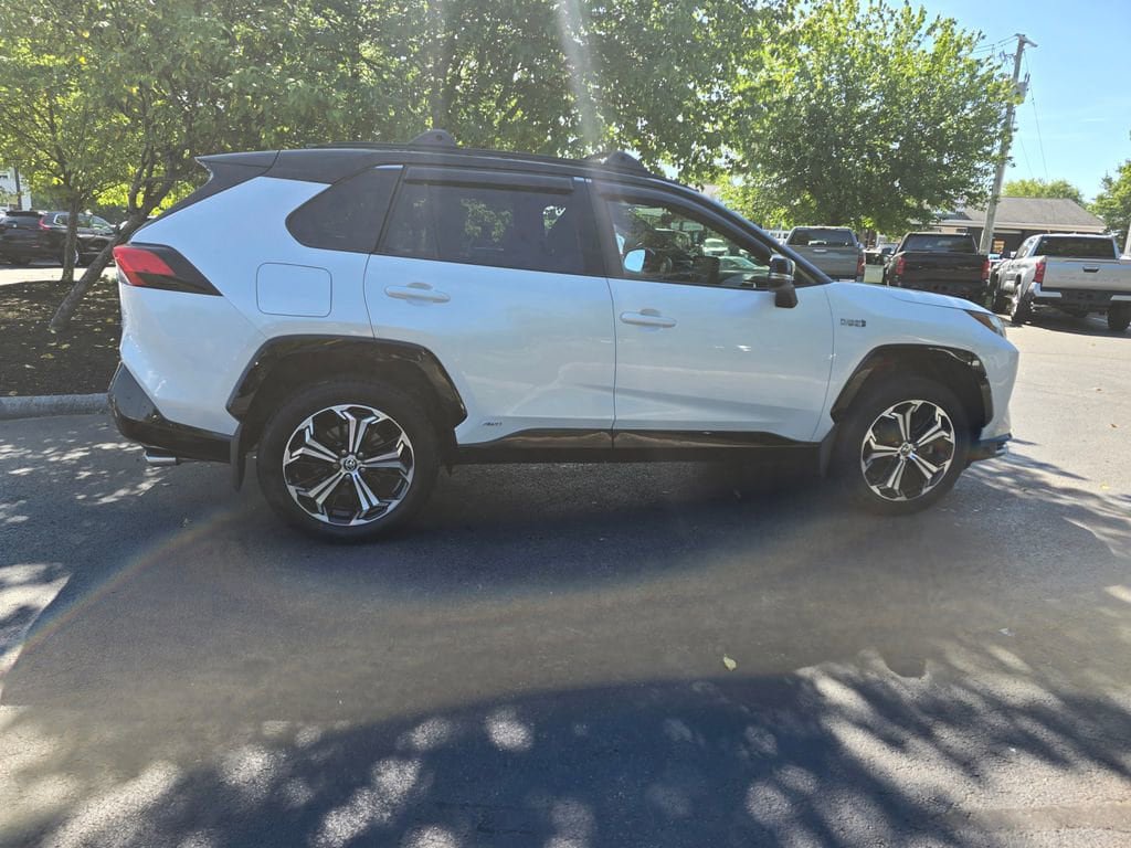 Certified 2023 Toyota RAV4 XSE w/ Weather Package AWD/4WD image 9