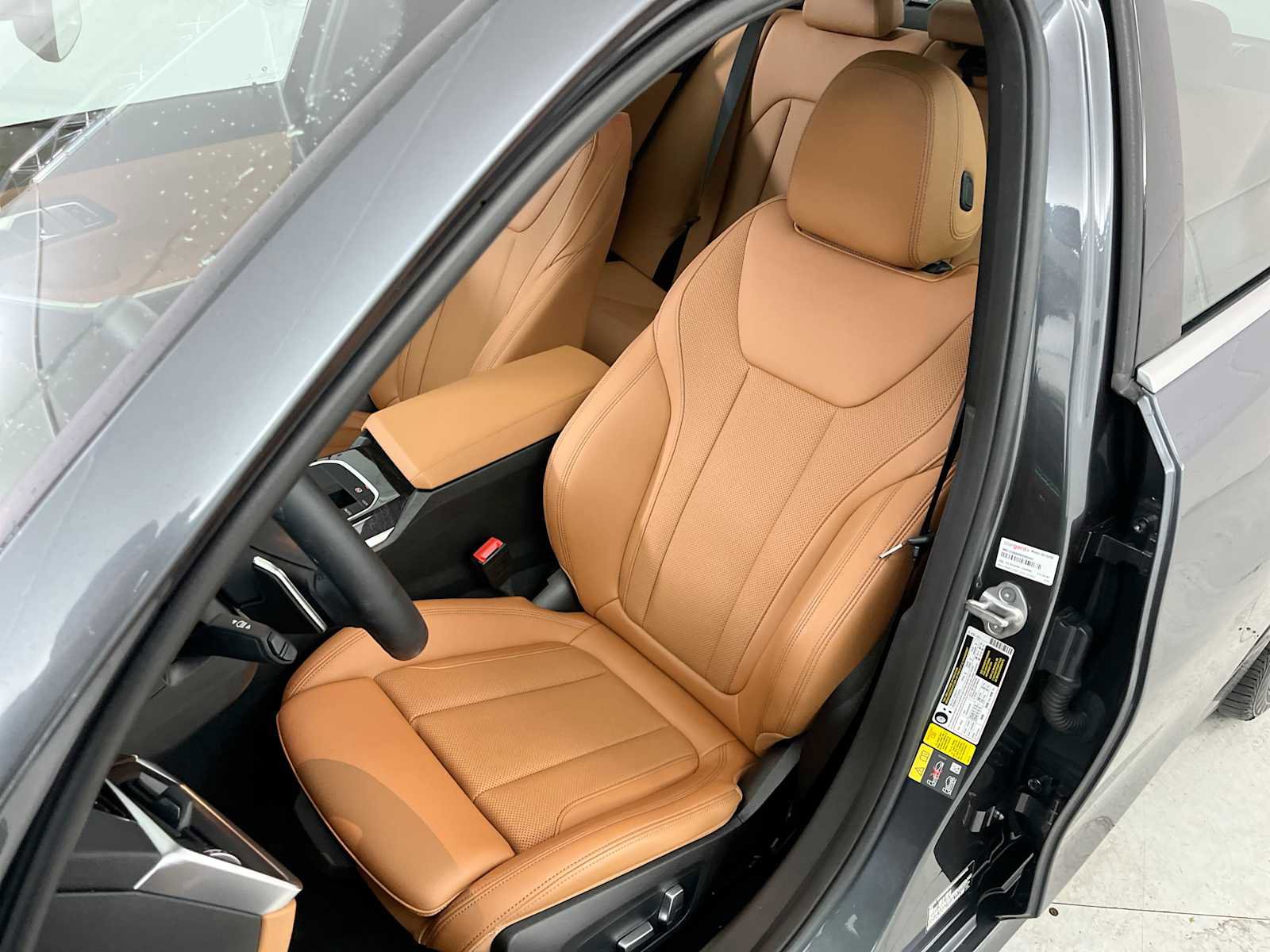 Used 2022 BMW 330e xDrive w/ Premium Package AWD/4WD image 19