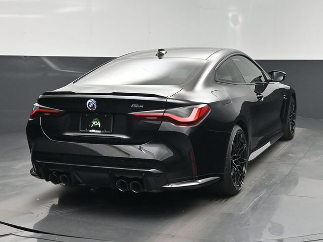 Used 2022 BMW M4 Coupe RWD image 11