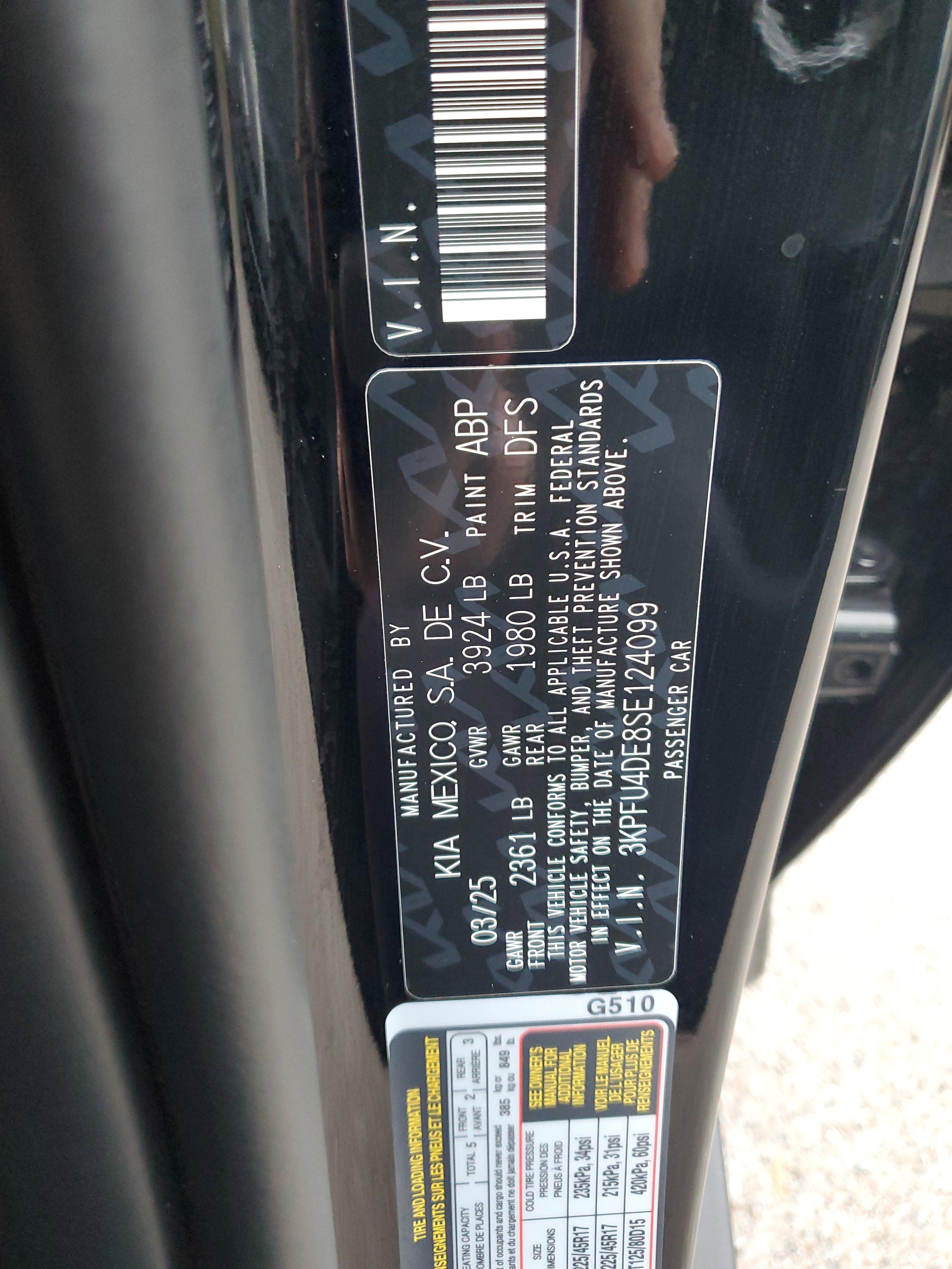 Used 2025 Kia K4 EX image 33