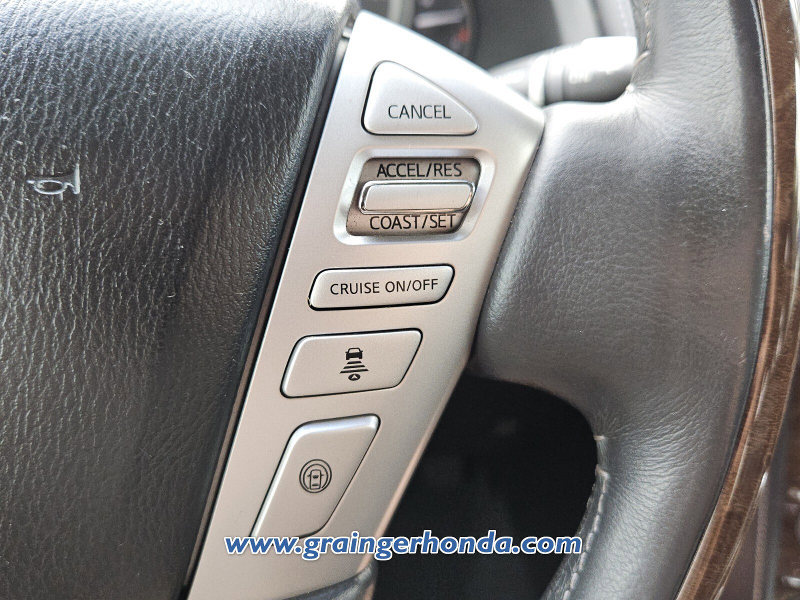 Used 2015 INFINITI QX80 2WD w/ 22" Wheel Package image 20