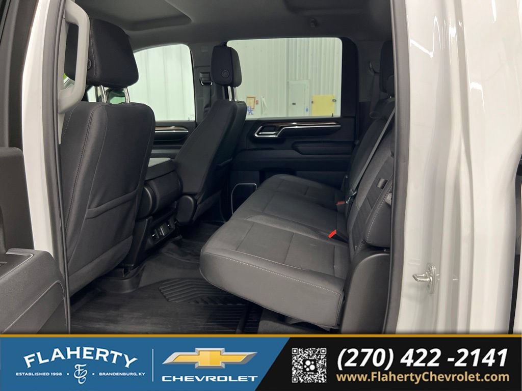 Used 2025 Chevrolet Silverado 2500 LT AWD/4WD image 11