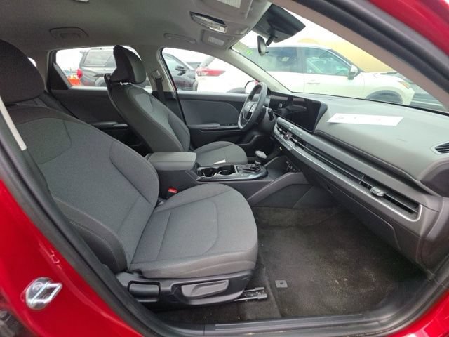 Used 2025 Kia K4 FWD image 10