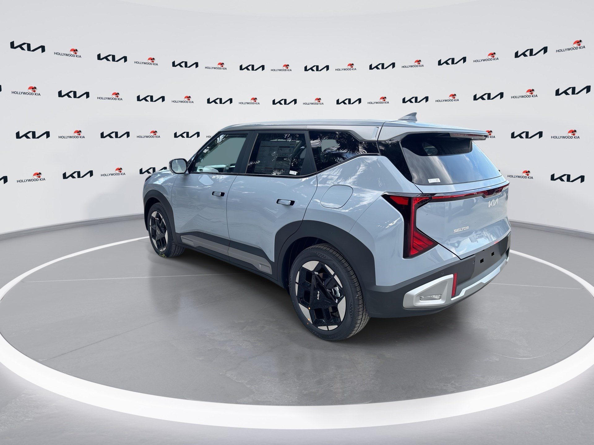 New 2027 Kia Seltos S FWD image 6