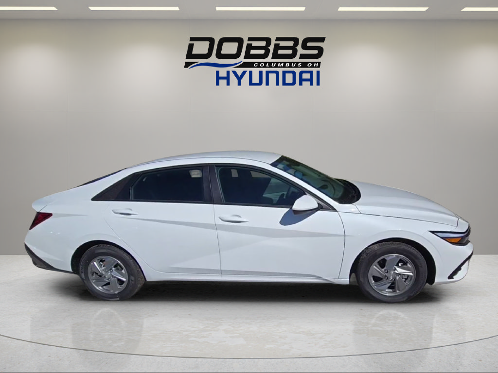 New 2026 Hyundai Elantra SE FWD image 6