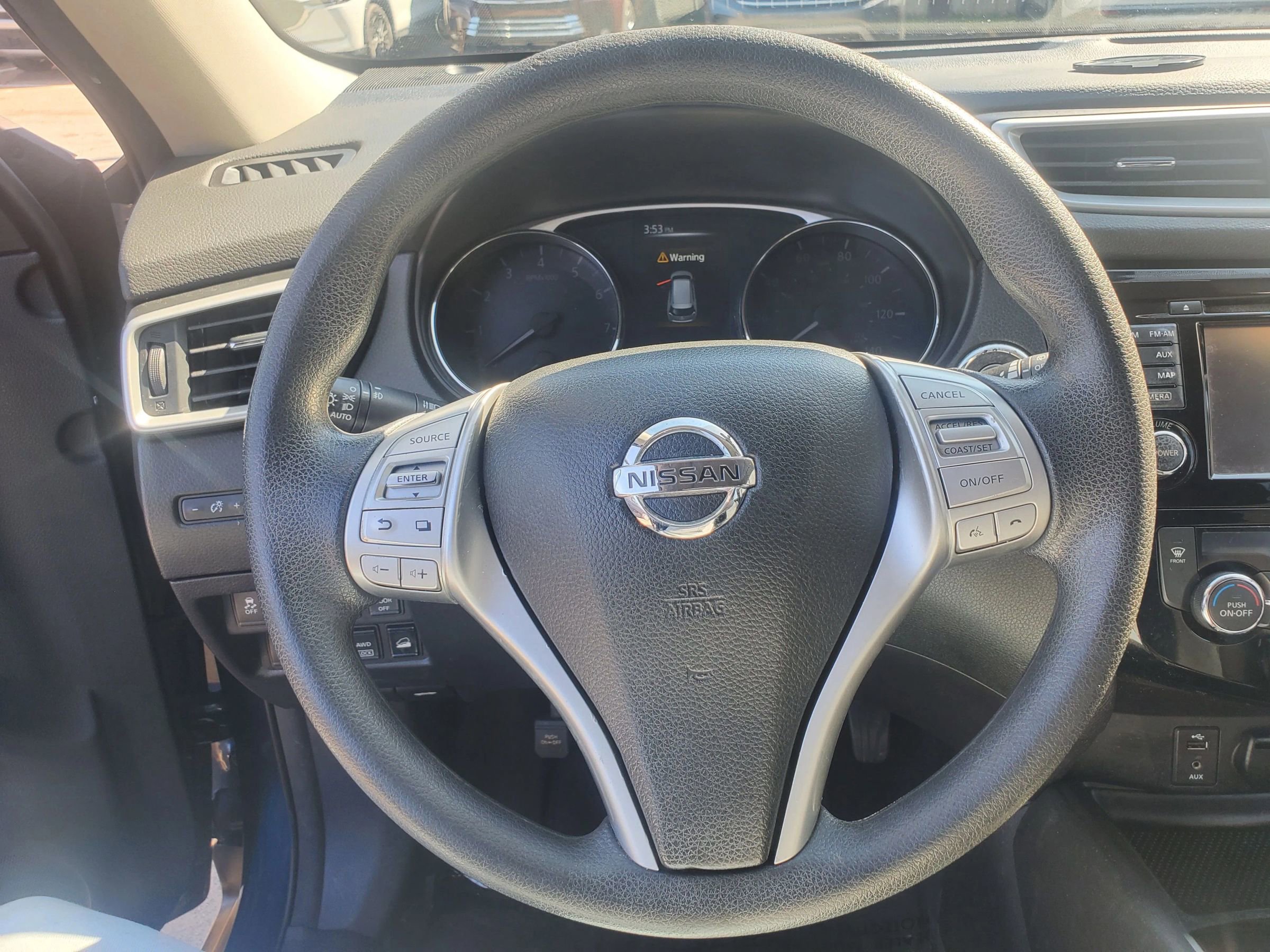 Used 2016 Nissan Rogue SV w/ SV Premium Package image 38