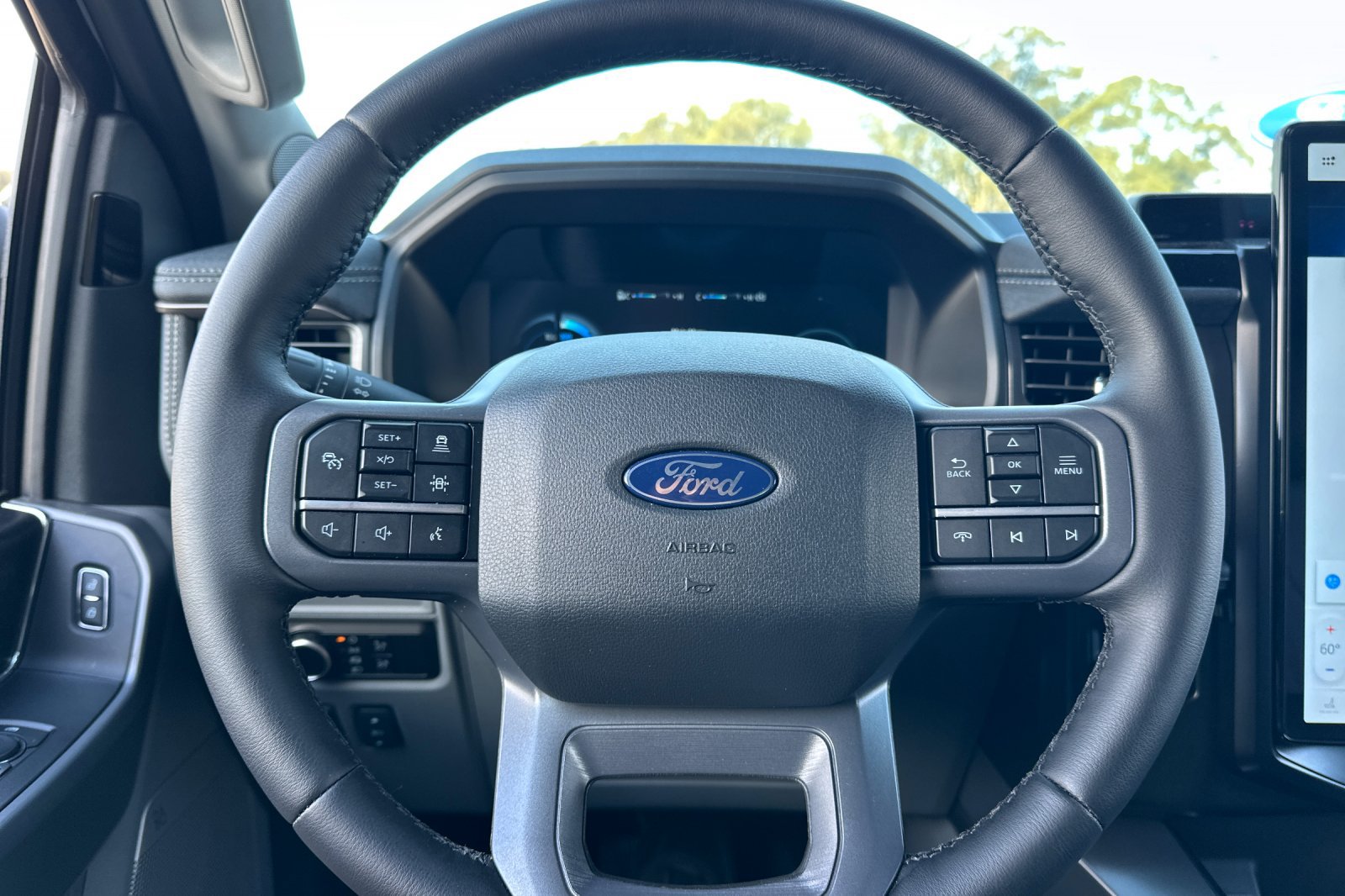 Used 2025 Ford F150 Lightning Flash AWD/4WD image 21