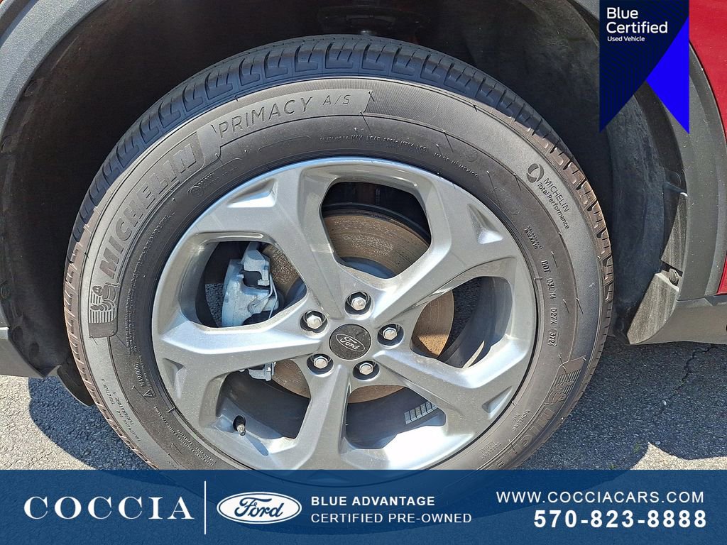 Certified 2025 Ford Escape ST-Line w/ Tech Pack #1 AWD/4WD image 8