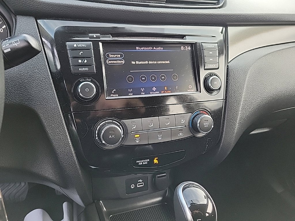 Used 2019 Nissan Rogue Sport S w/ Appearance Package AWD/4WD image 9