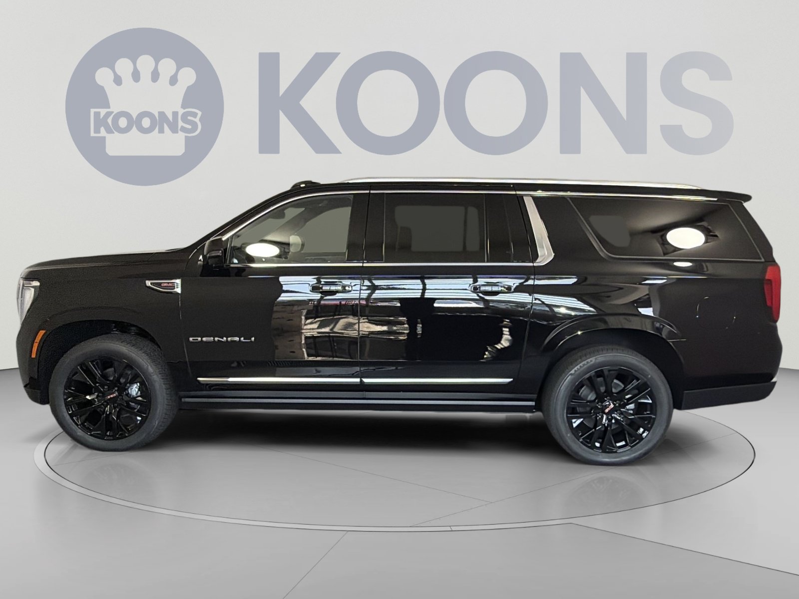 New 2026 GMC Yukon XL Denali w/ Sun & Power Step Package AWD/4WD image 2