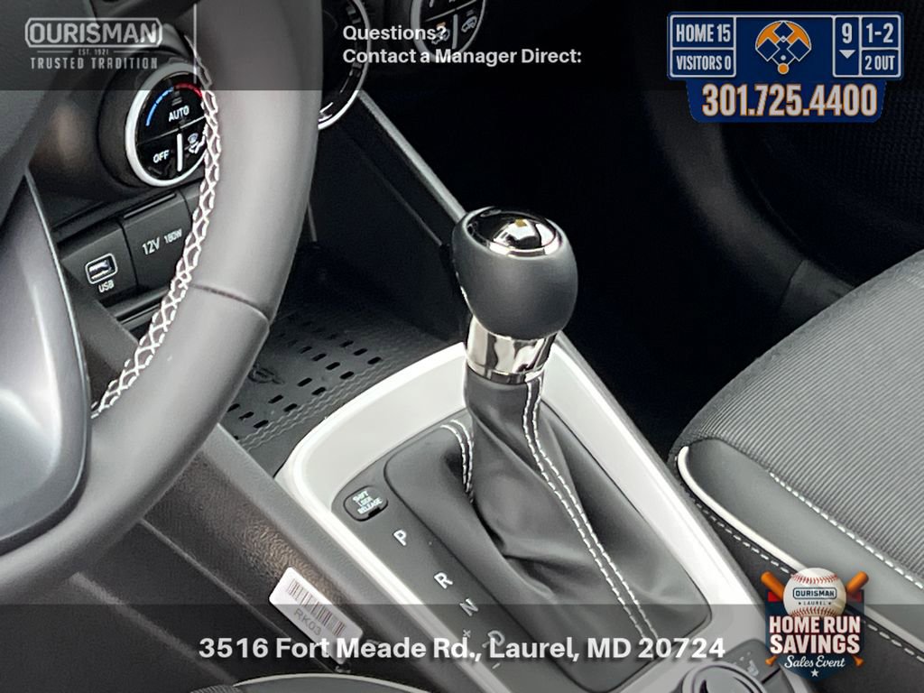 New 2025 Hyundai Venue Limited FWD image 14