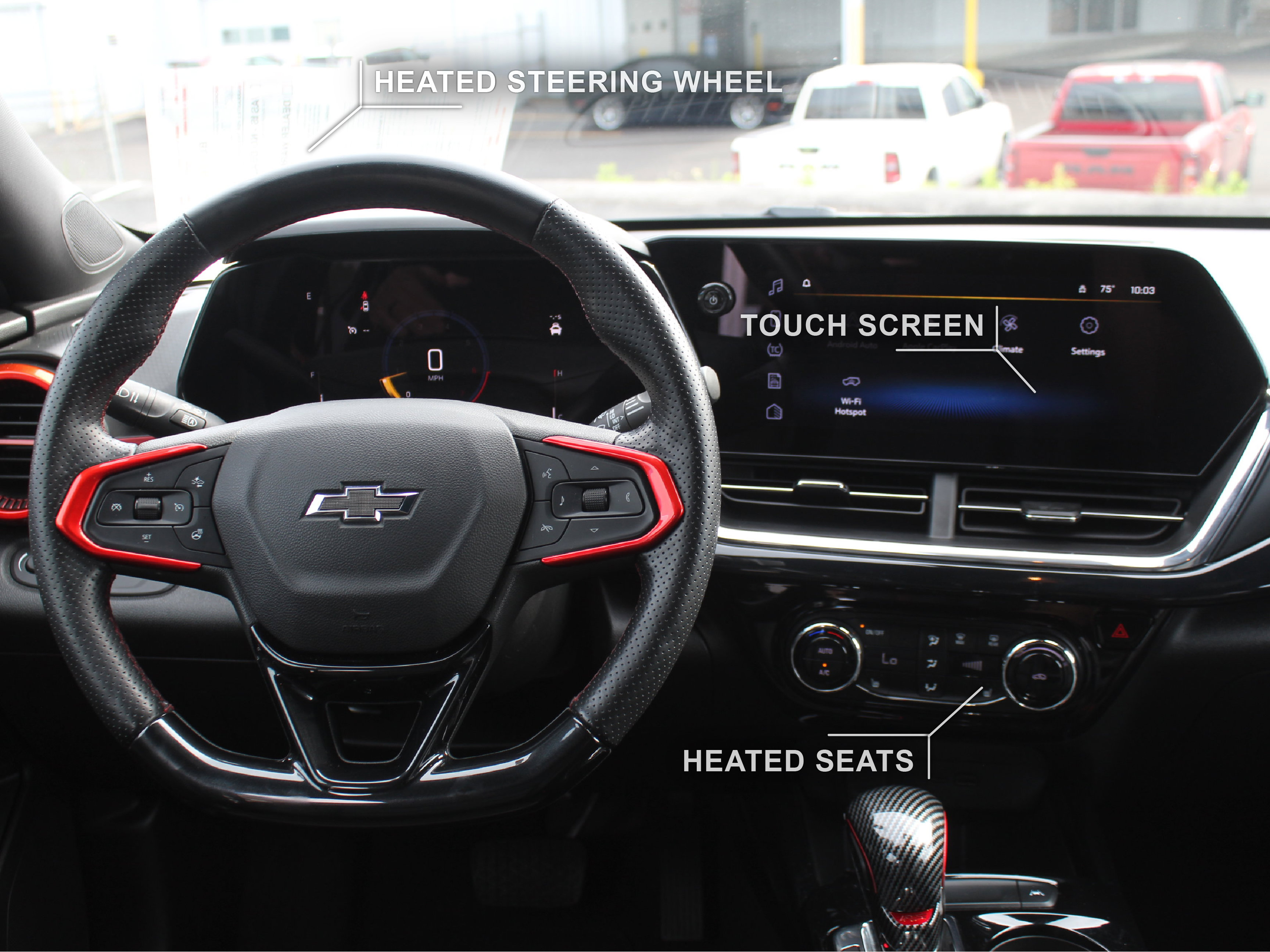 Used 2025 Chevrolet Trax RS FWD image 3