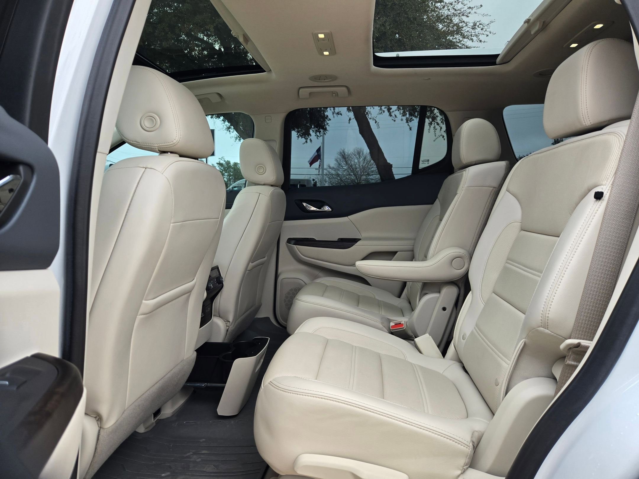 Certified 2020 GMC Acadia Denali image 15