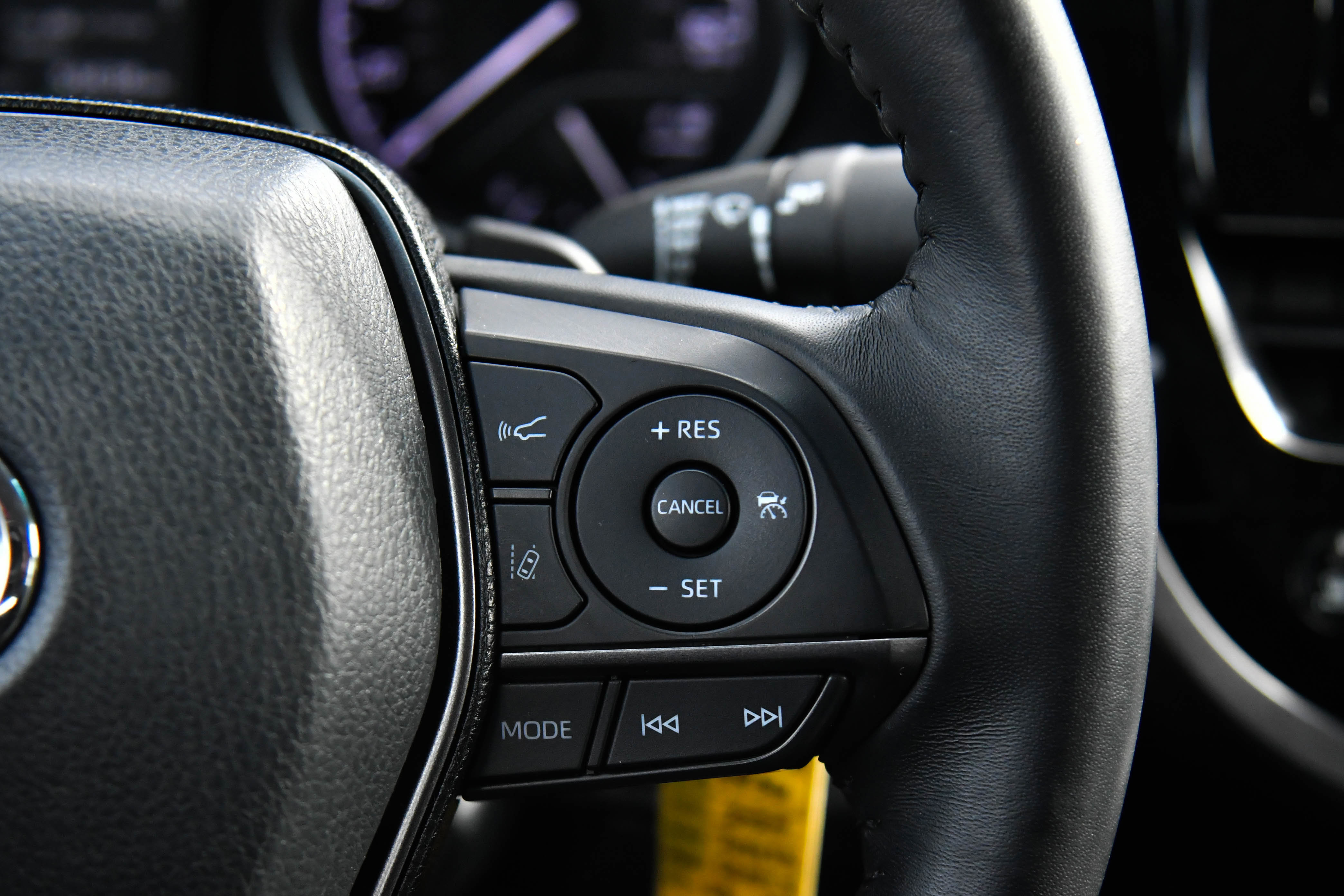 Used 2024 Toyota Camry SE image 28