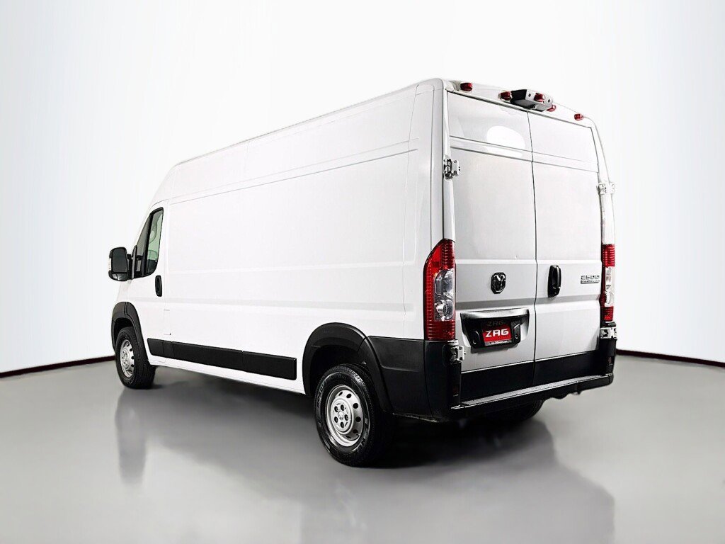 Used 2023 RAM ProMaster 2500 image 3
