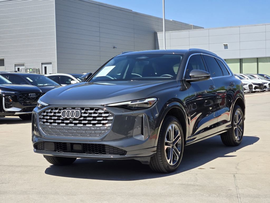 Certified 2025 Audi Q5 Premium Plus image 6