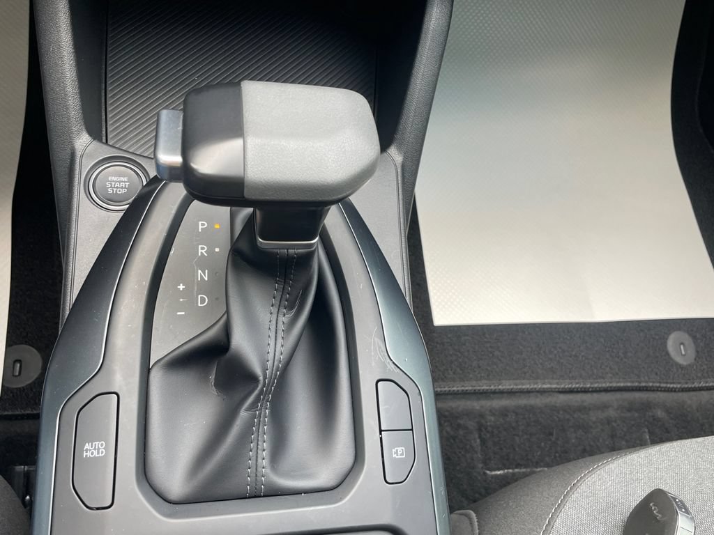 Certified 2025 Kia K4 FWD image 31