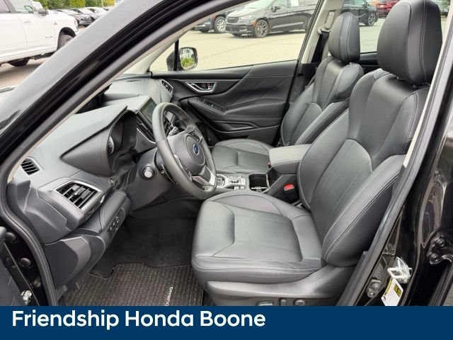 Used 2023 Subaru Forester Touring AWD/4WD image 14