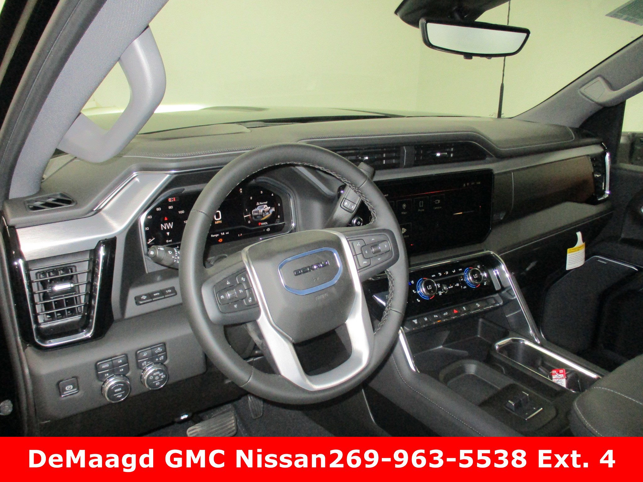 New 2025 GMC Sierra 2500 Denali w/ Technology Package image 18