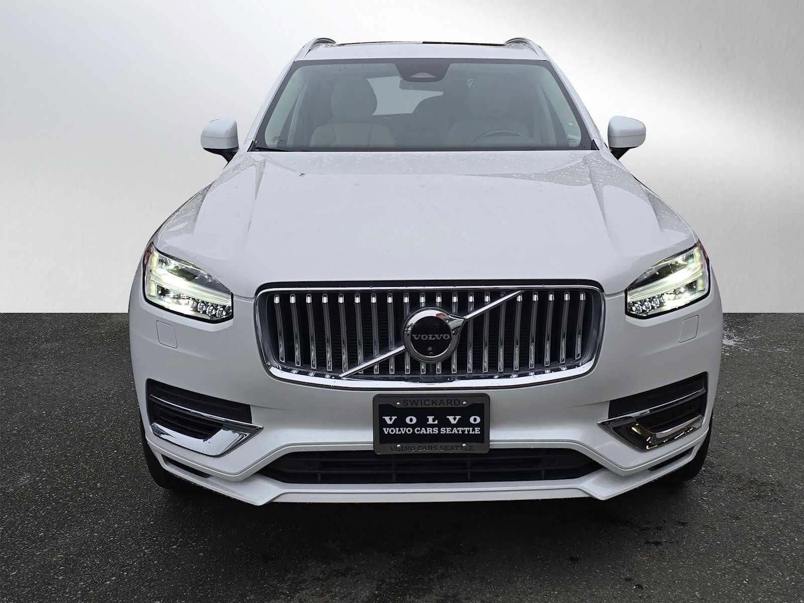 Certified 2024 Volvo XC90 T8 Plus image 8
