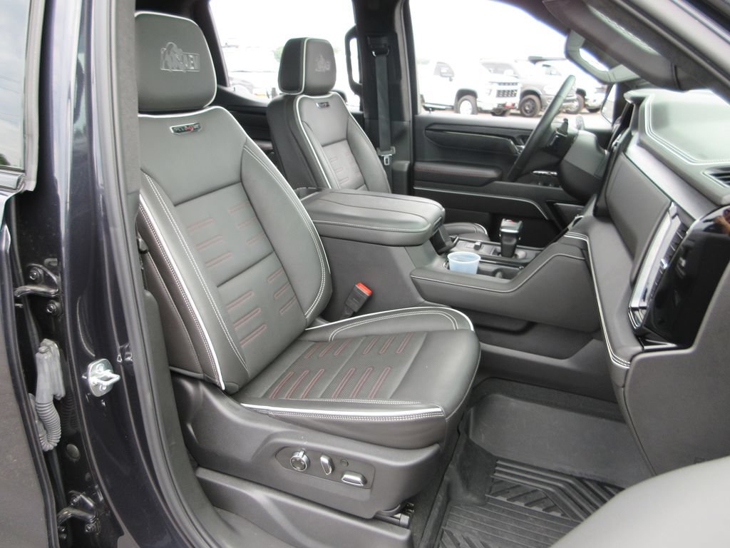Certified 2025 GMC Sierra 1500 AT4X w/ AT4X AEV Edition AWD/4WD image 27